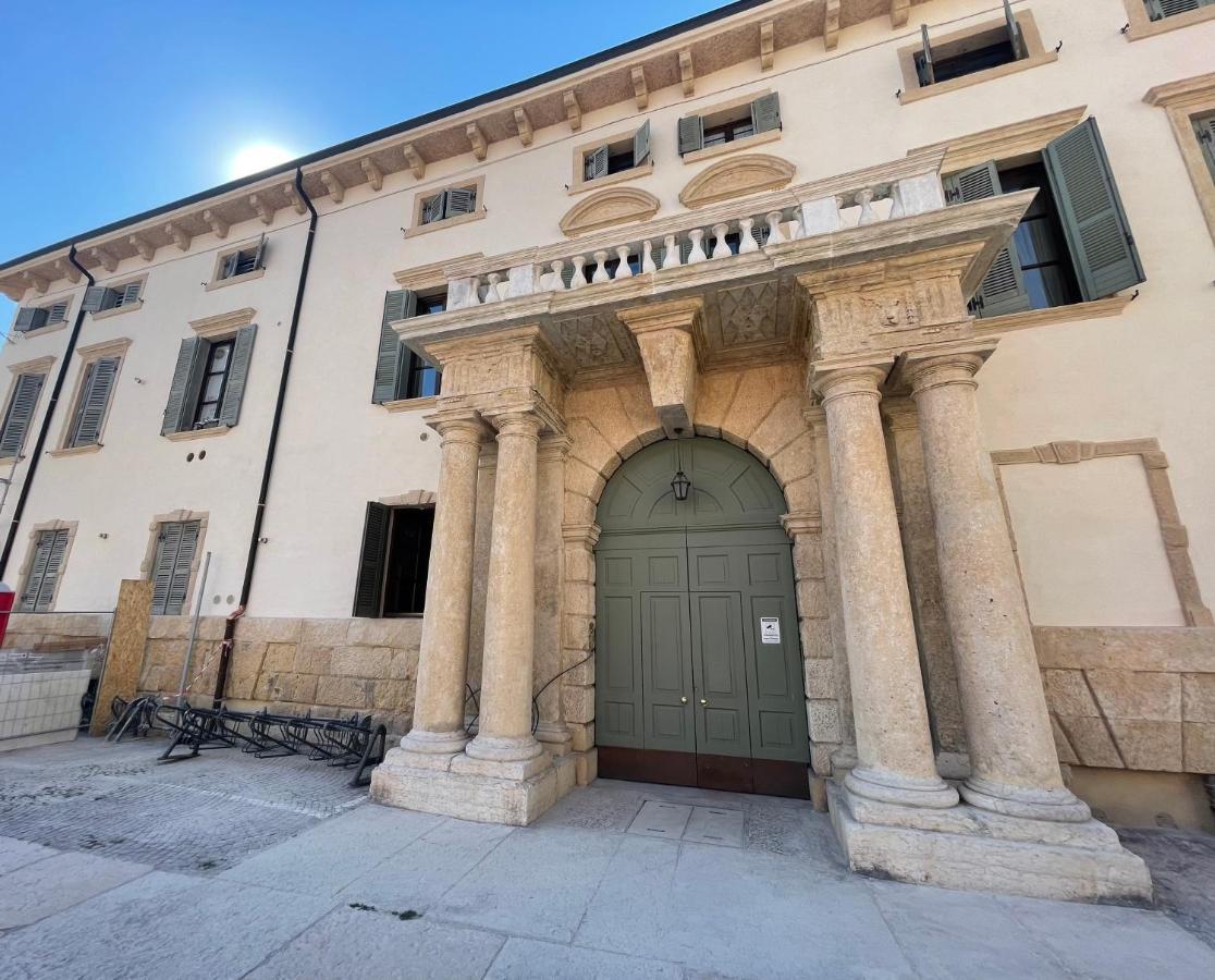 Antiche Colonne Apartamento Verona Exterior foto